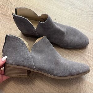 Kenneth Cole Reaction Gray Suede Booties size 10